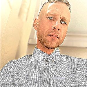 Meet your Posher, Heath